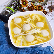 菜心蘑菇鱼丸汤 | 火锅剩余食材巧利用