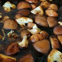 青笋香菇炖鸡的做法图解7