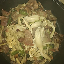 平菇炒腊肉