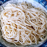 #钟于经典传统味#卤猪蹄面的做法图解8