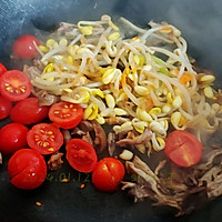 茄豆卤肉胡烩饺的做法图解2