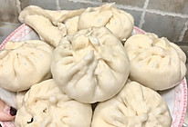 味美不腻的酱肉包的做法