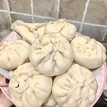 味美不腻的酱肉包