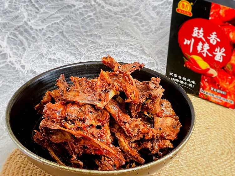 香辣炒鸡架的做法