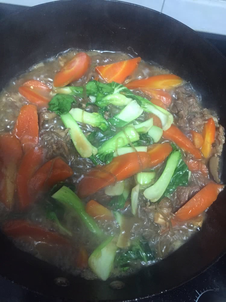 羊肉胡萝卜炖粉条青菜的做法图解11