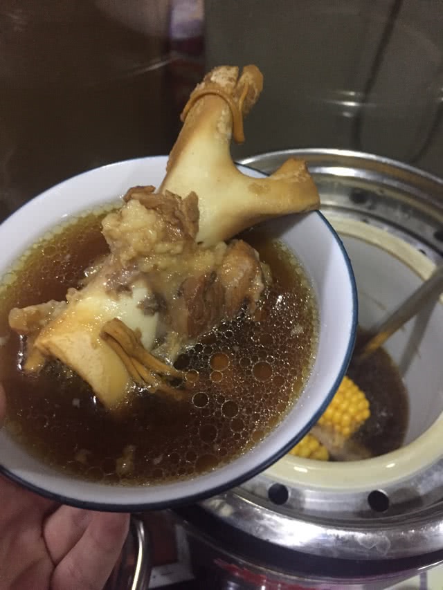 虫草花骨头汤