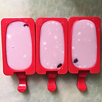 蔓越莓牛奶冰棒的做法图解4