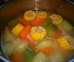 简单的清淡冬瓜玉米汤的做法