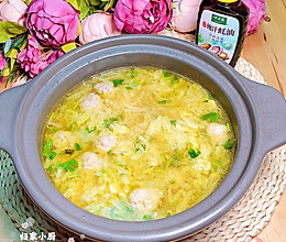#百变鲜锋料理#马蹄丸子白菜汤的做法