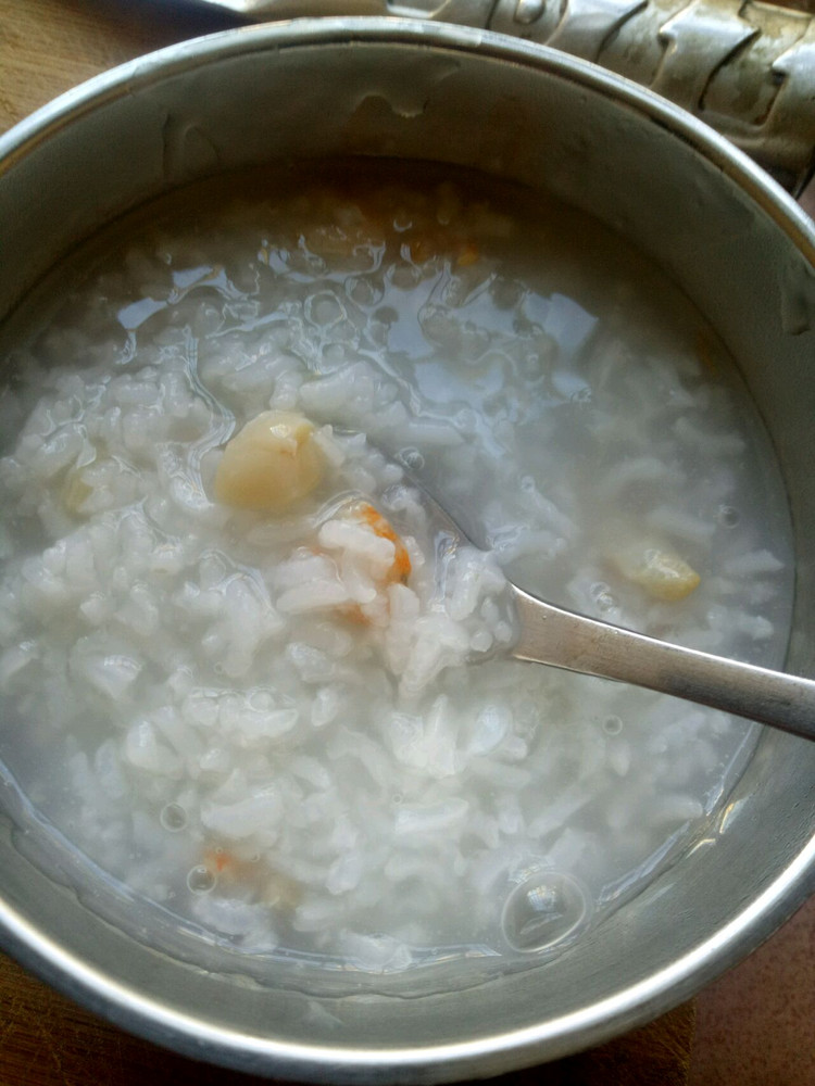 干虾瑶柱粥的做法