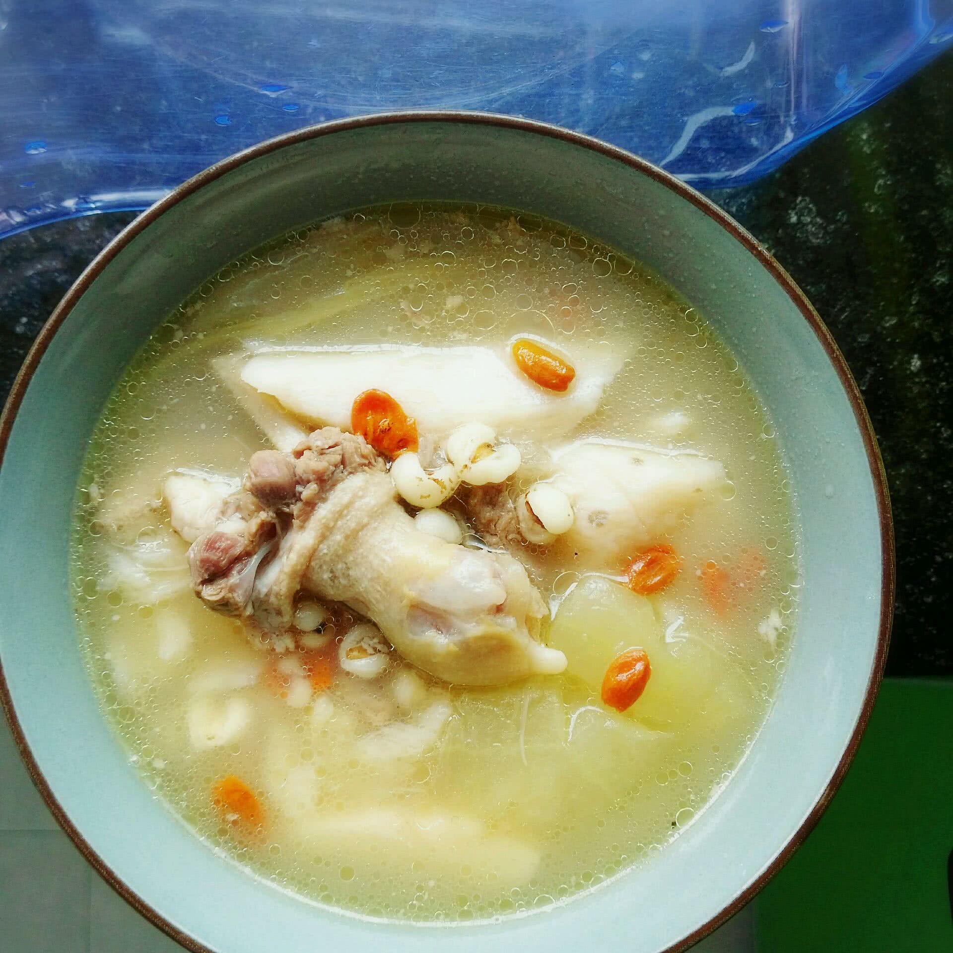 老鸭汤这样做太鲜美了，肉质软烂，营养滋补，暖胃又好喝 - 哔哩哔哩