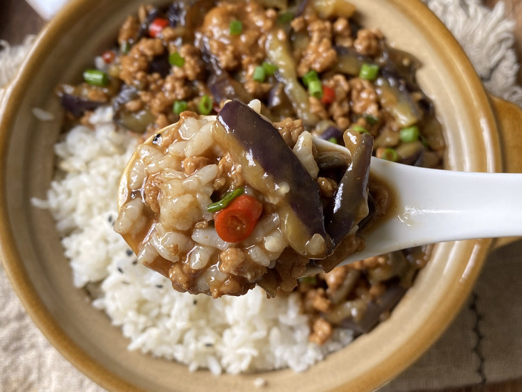 鱼香茄子饭的做法