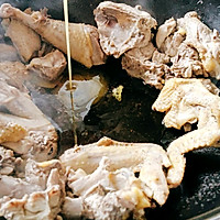 土鸡烩酸菜的做法图解5