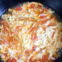 西红柿菠菜鸡蛋汤的做法图解6