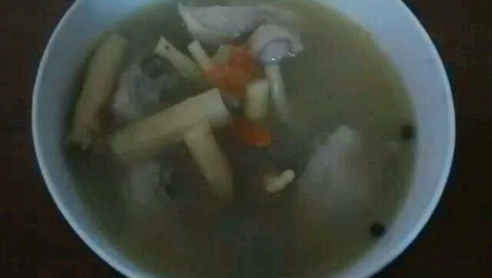 鸡肉猪肚汤