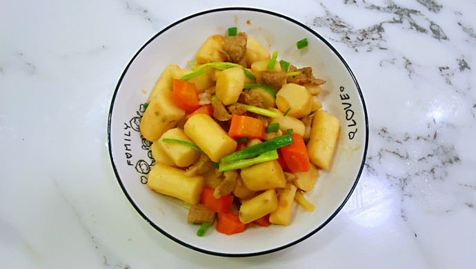【孕妇食谱】五花肉烧淮山药，口感软糯营养翻倍，而且补脾益肾～