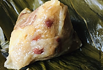 广式版的香糯【三角咸蛋黄肉粽】视频教程的做法
