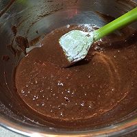 给妹子群的巧克力熔岩蛋糕的做法图解5