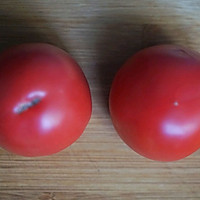 红配绿，大头菜炒西红柿的做法图解3
