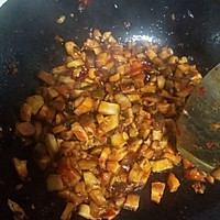 自制香菇酱的做法图解7