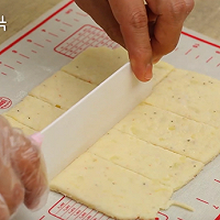 土豆虾皮小饼的做法图解7