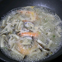 海鲜菌菇汤的做法图解22