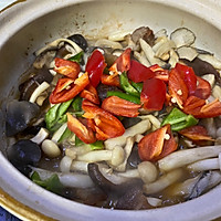 #舌尖上的乡村同款美食#菌菇煲(杂菇煲)的做法图解6