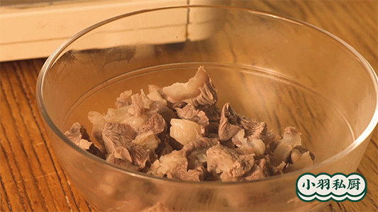 奶香牛肉的做法图解1