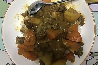咖喱牛肉饭