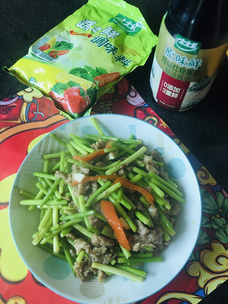 蒜苔炒肉丝的做法