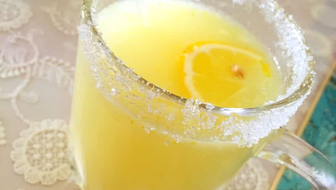 治疗感冒小秘方…蜂蜜柠檬汁