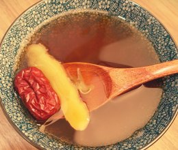 石斛花红糖姜茶的做法