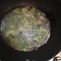 简易版鸭血粉丝汤的做法图解3