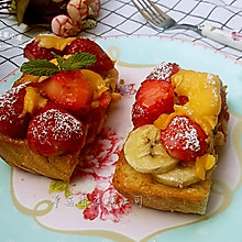 【变着花样吃吐司】：草莓香蕉烤吐司！