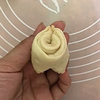芝士蒜香猪蹄花卷的做法图解13