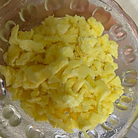 白菜冻豆腐木耳鸡蛋包子的做法图解3