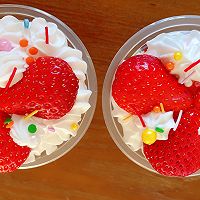 #福临门 幸福临门#新年草莓蛋糕杯的做法图解4