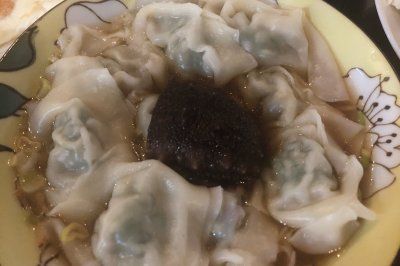 海参荠菜馄饨