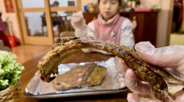 蒜香孜然烤排骨