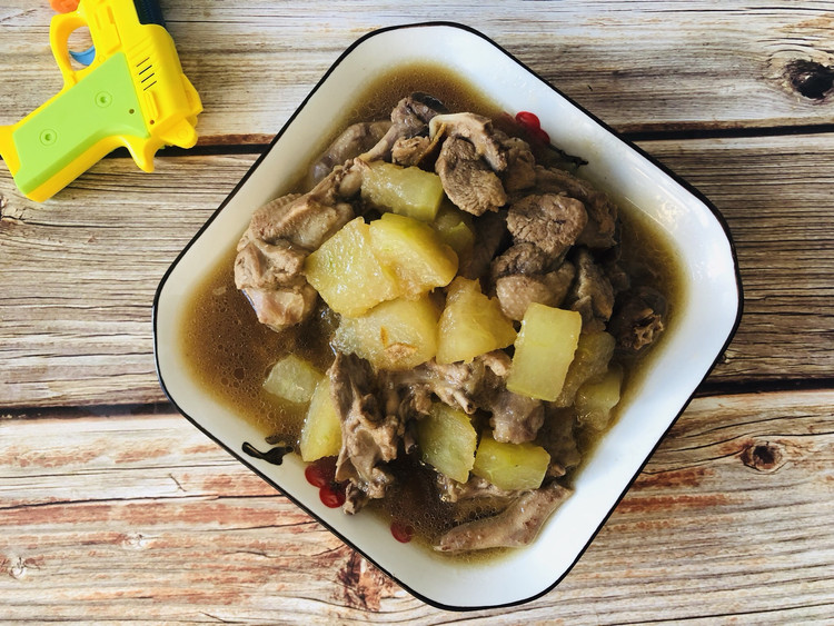 冬瓜焖鸭肉的做法