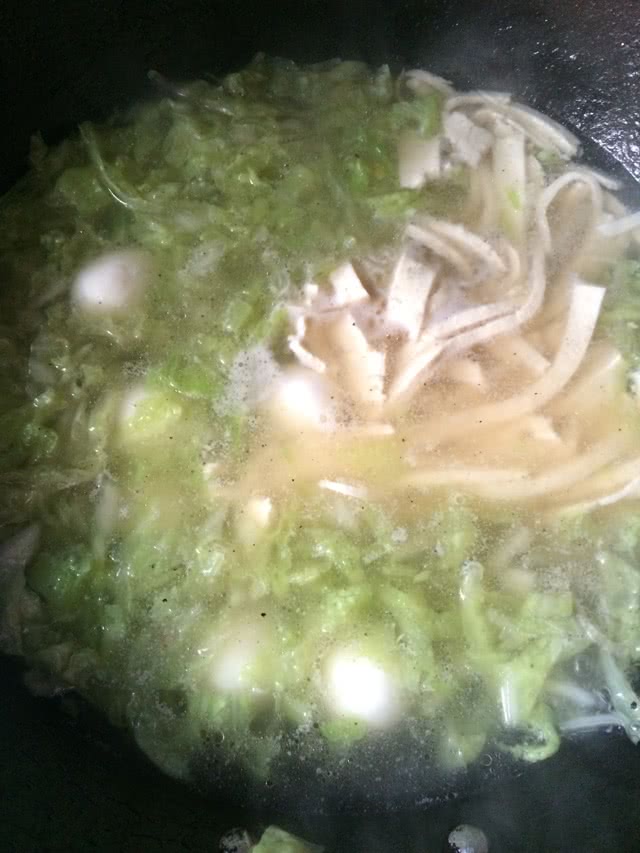 白菜粉丝豆腐汤的做法图解6