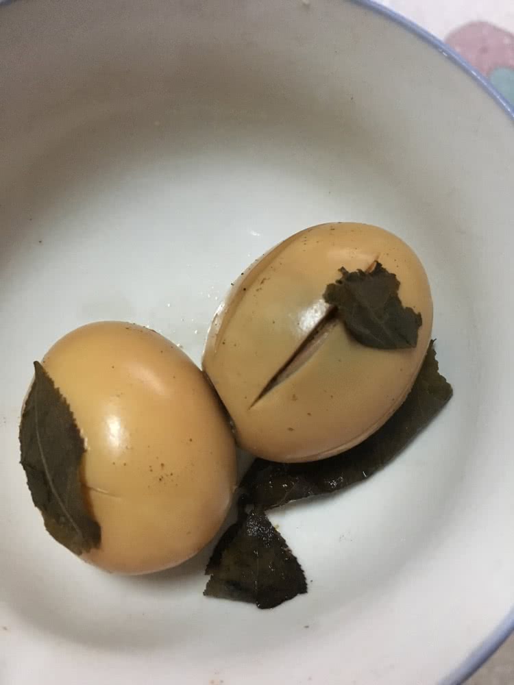 五香美味茶叶蛋的做法图解7