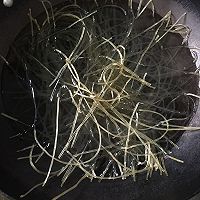 凉拌红薯叶粉丝的做法图解2