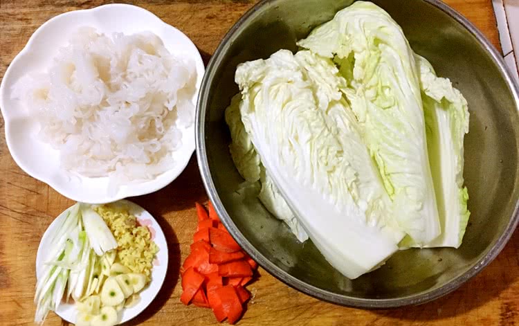 乱炖大白菜的做法图解1