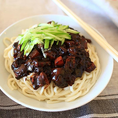 韩式炸酱面（자장면/Jajangmyeon）