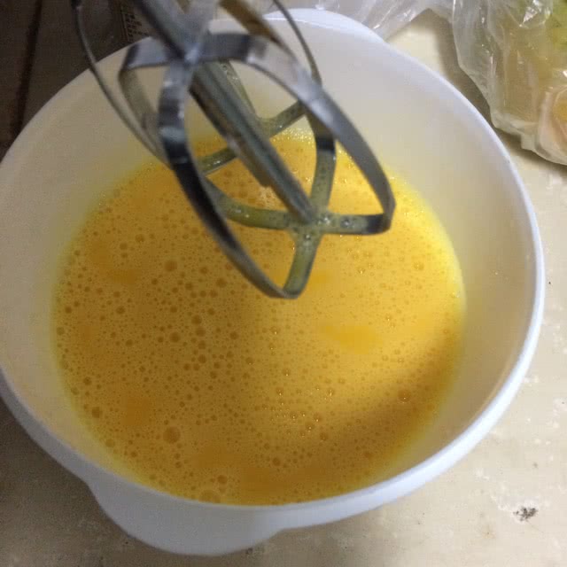 芒果千层蛋糕的做法图解3