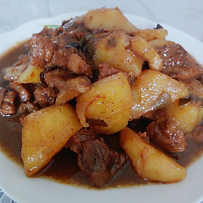 牛肉烧土豆