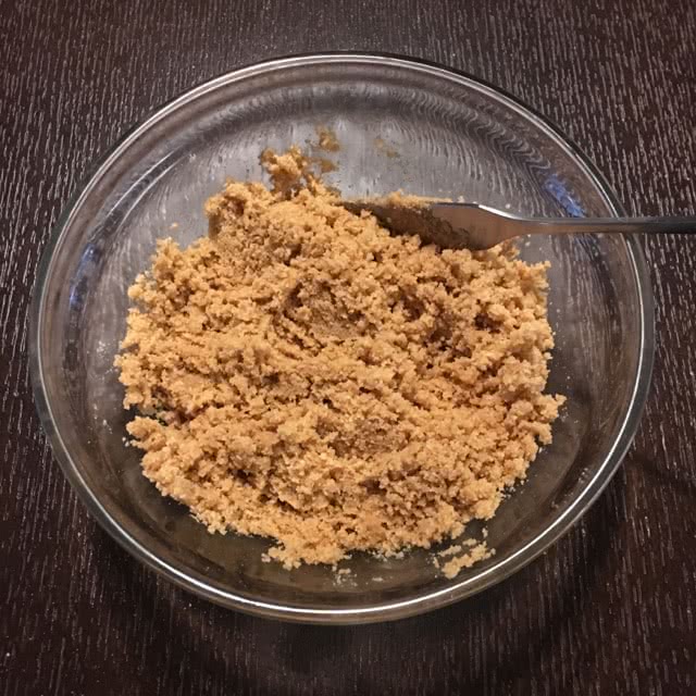 车厘子草莓慕斯蛋糕（6寸）的做法图解1