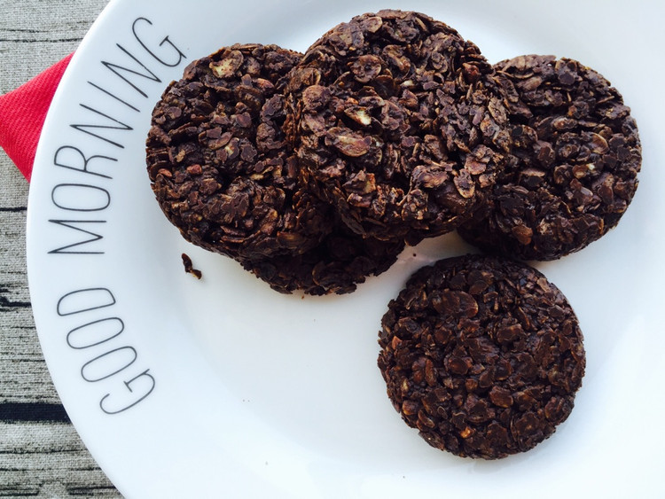 人气零食——燕麦巧克力“饼干”的做法