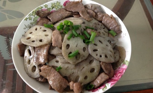 莲藕炒肉片（快手菜）